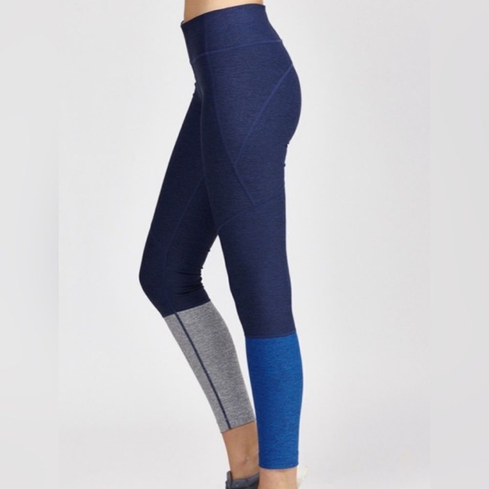 Outdoors Voices Leggings